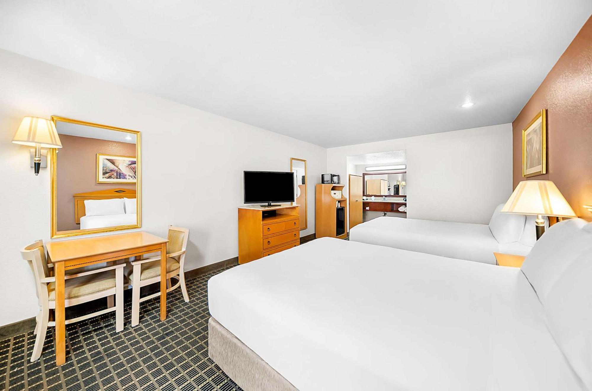 Surestayplus Hotel By Best Western San Jose Central City Екстериор снимка