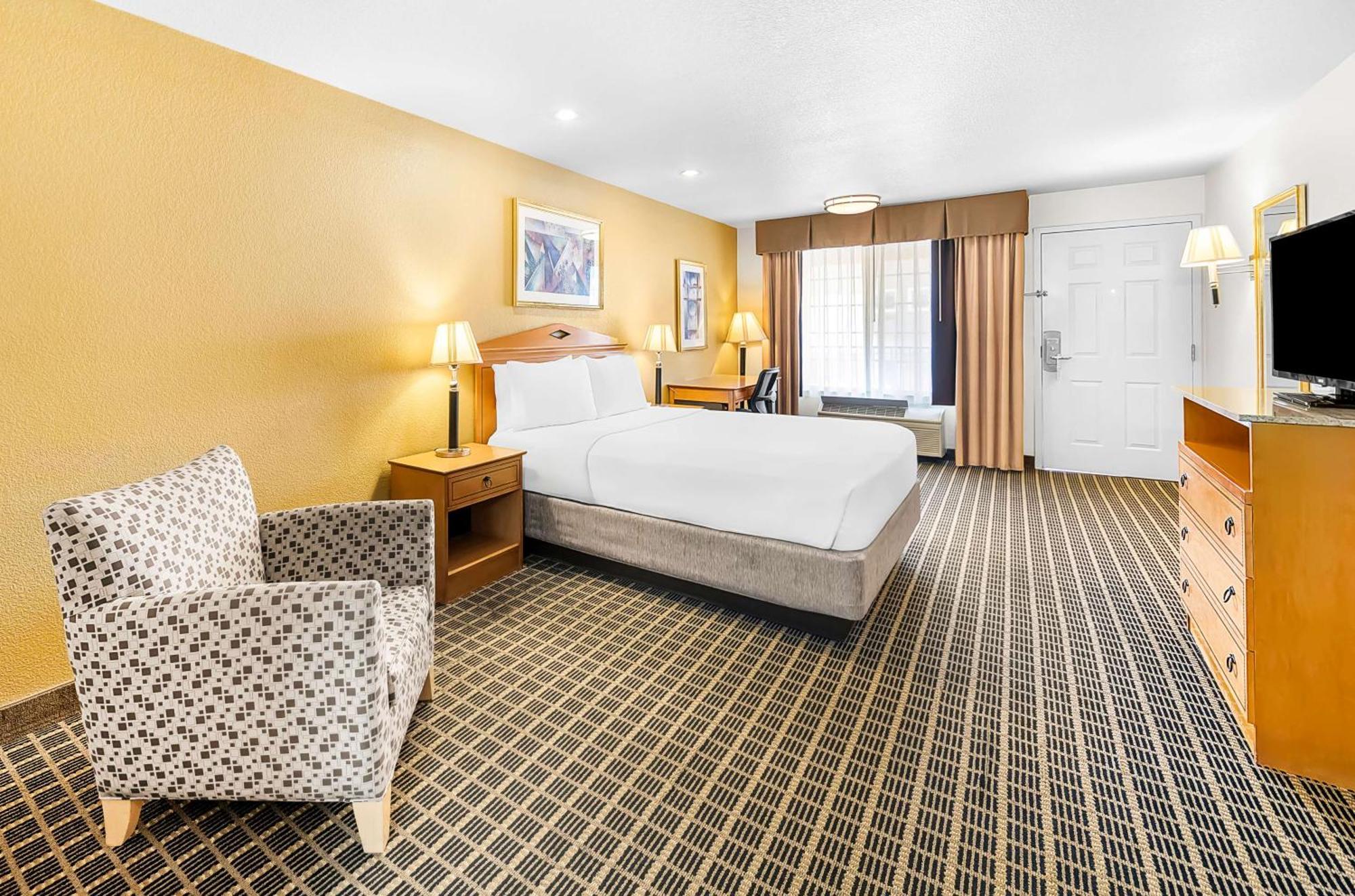 Surestayplus Hotel By Best Western San Jose Central City Екстериор снимка